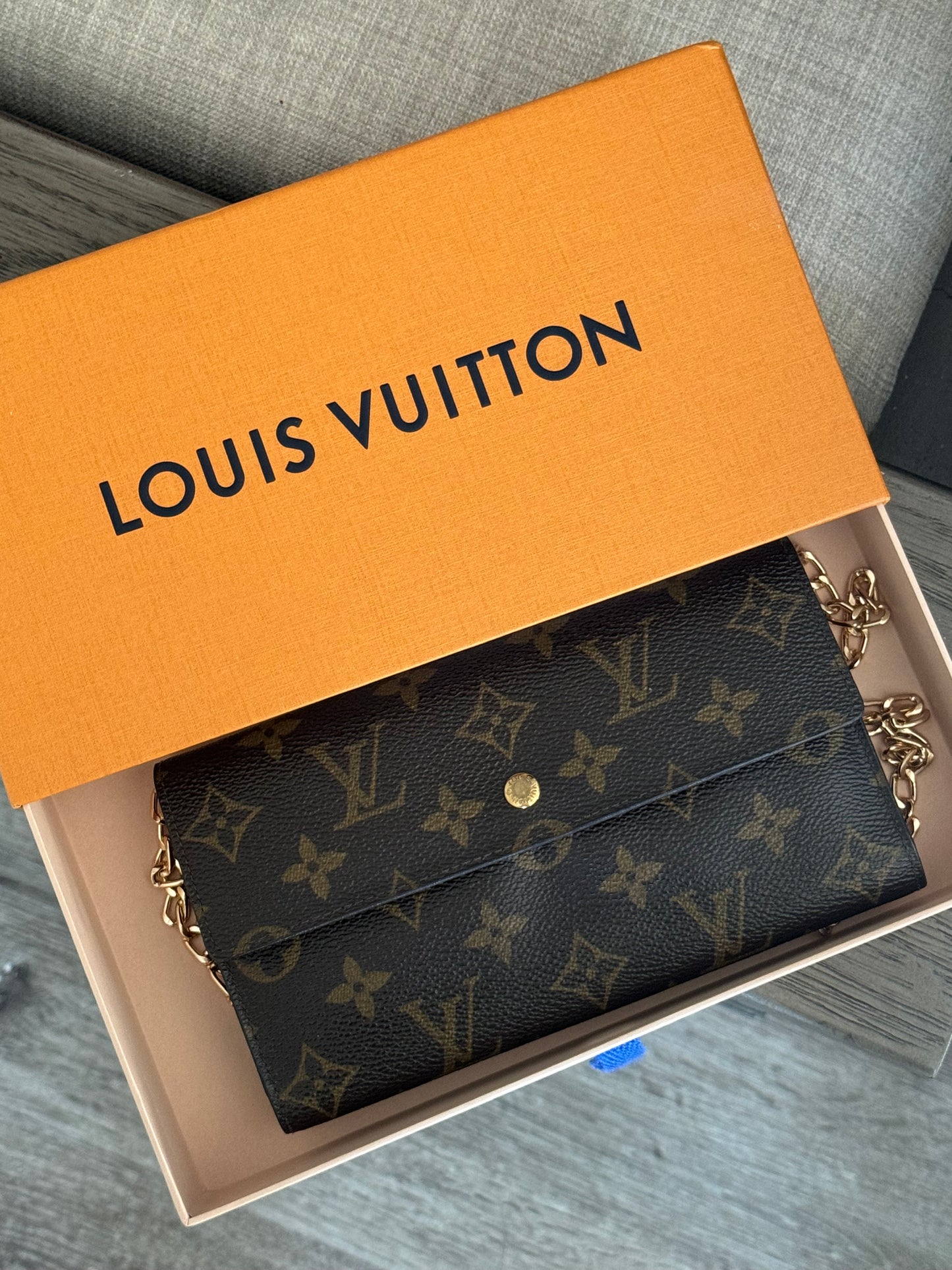 Pre-Owned Louis Vuitton Monogram Bi-Fold Wallet Crossbody Bag