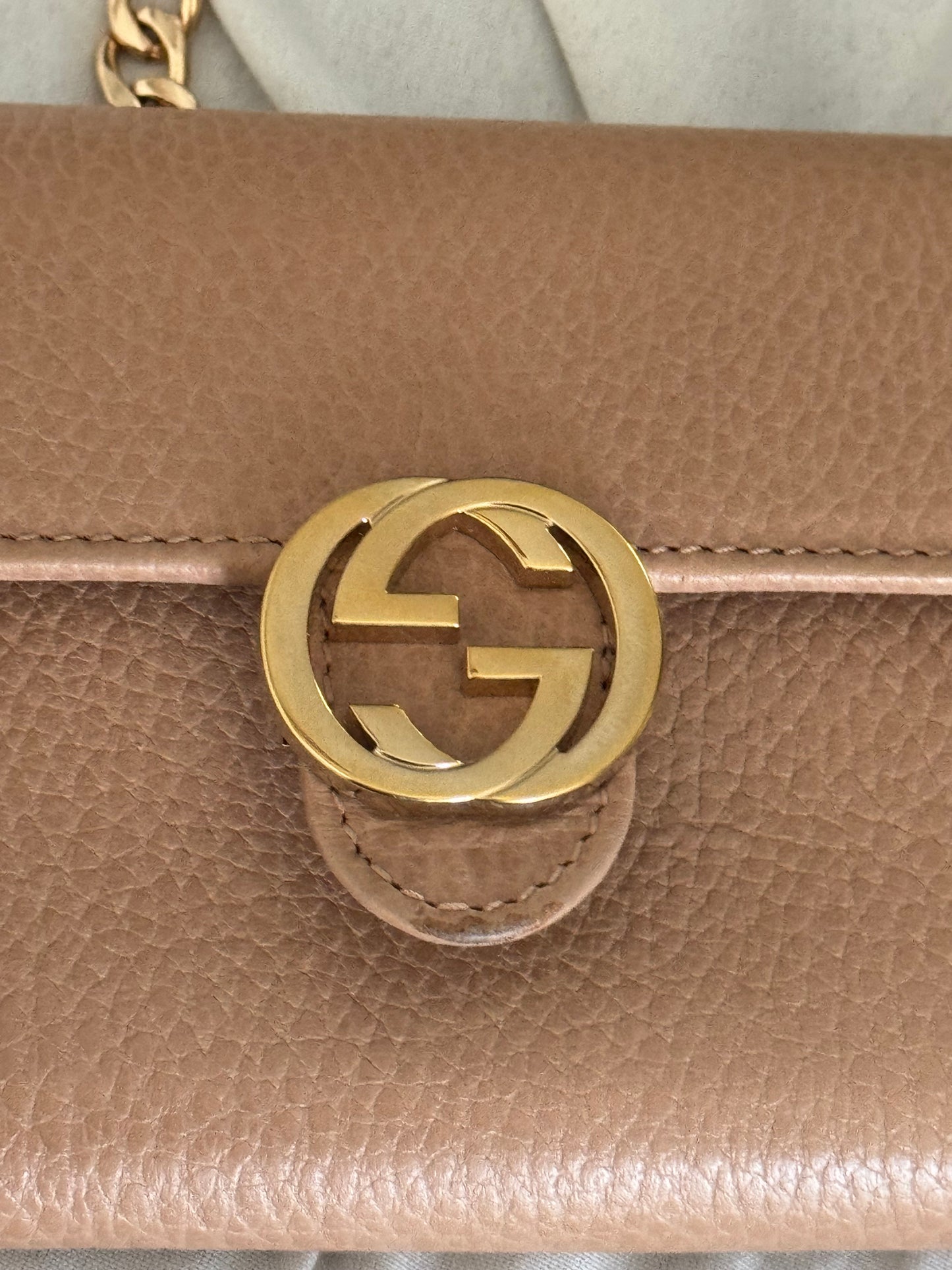 Pre-Owned Gucci Interlocking GG Leather Wallet On Chain Crossbody Bag