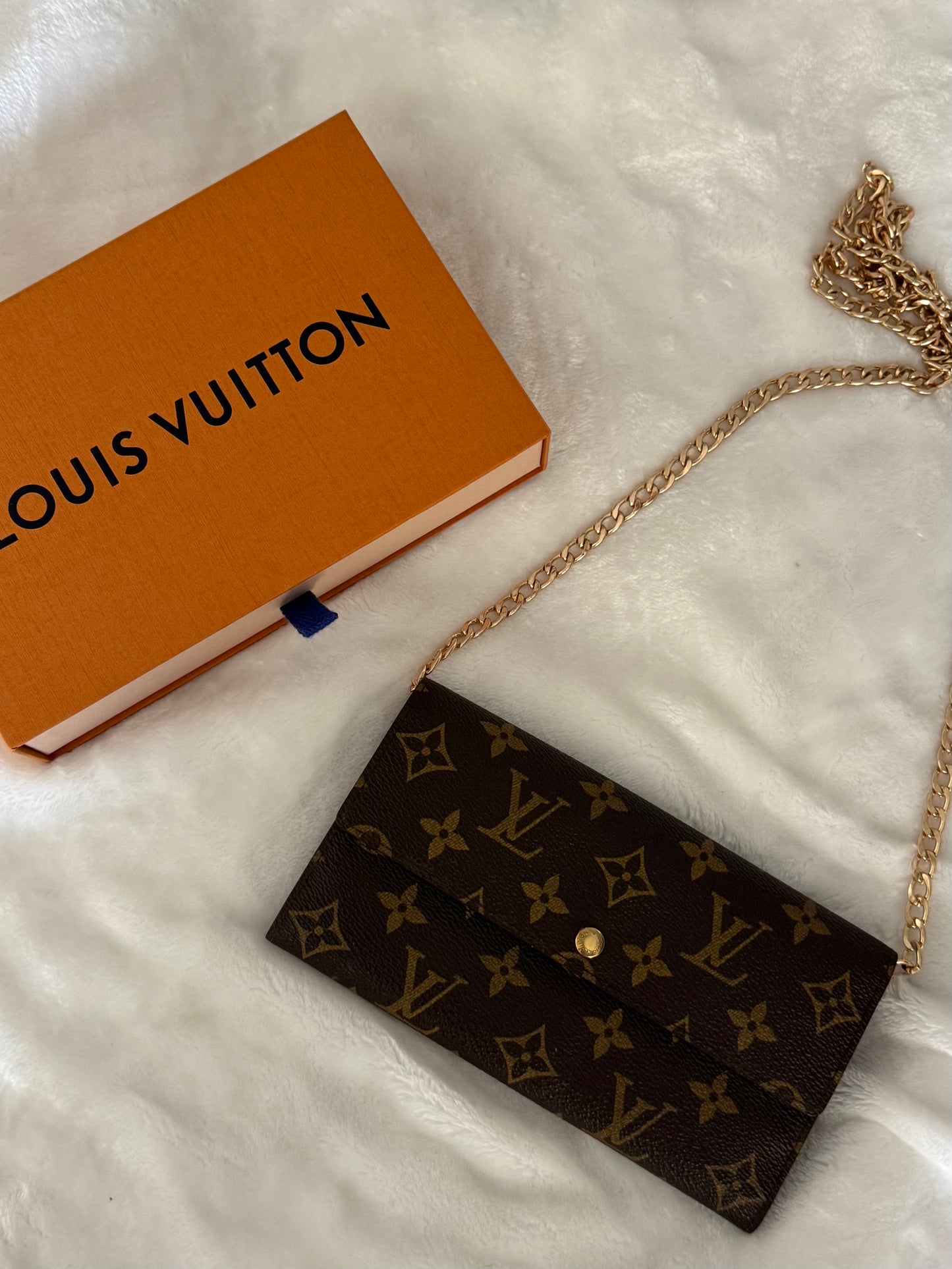 Pre-Owned Louis Vuitton Monogram Wallet Crossbody Bag