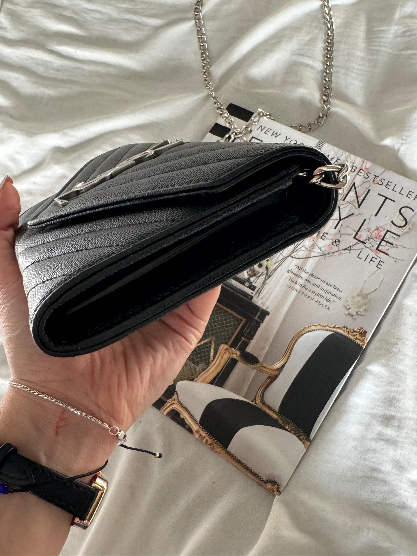 Pre-Owned Yves Saint Laurent Grain de Poudre Leather Flap Wallet Crossbody Bag