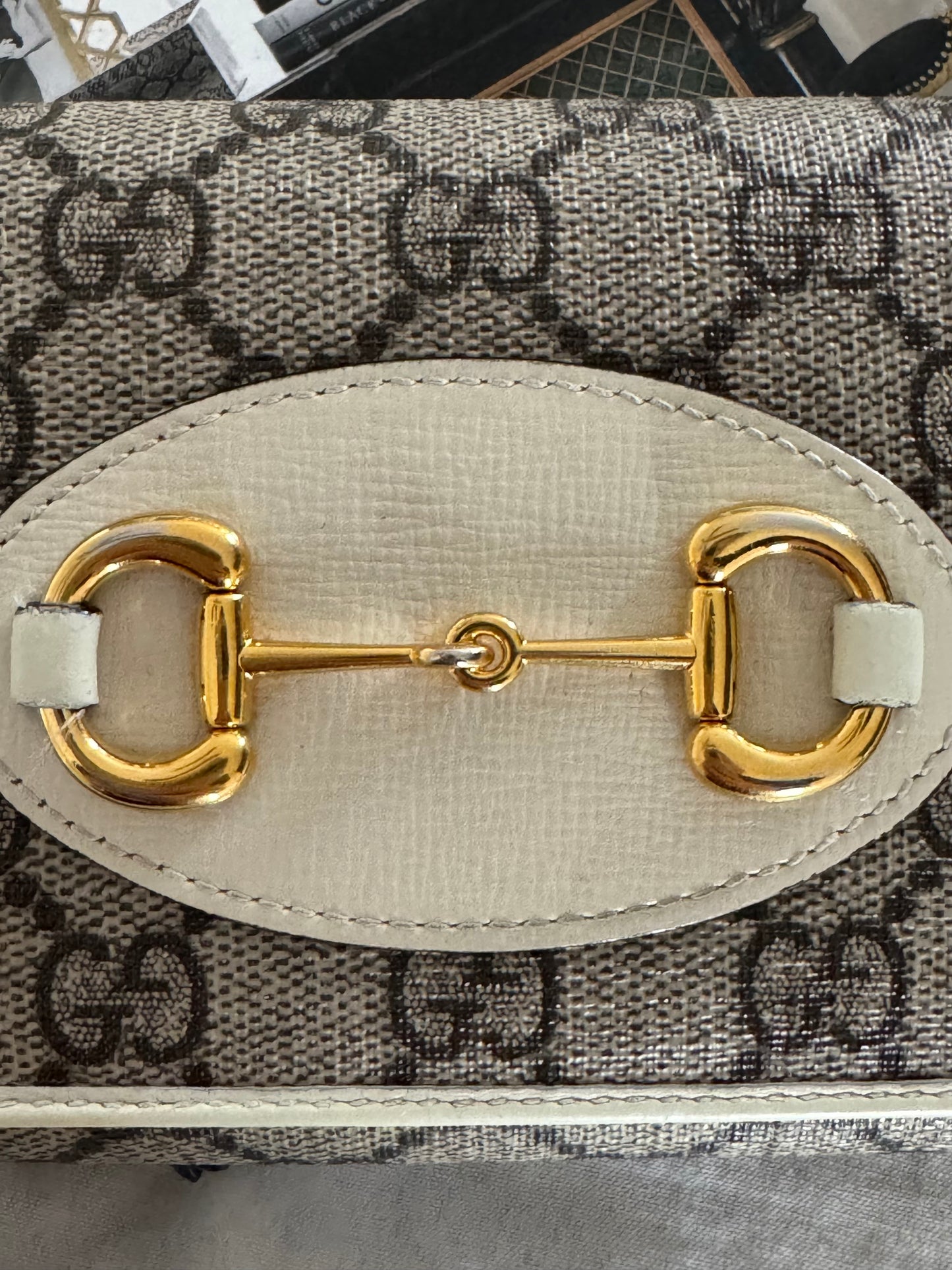 Pre-Owned Gucci
Horsebit 1955 Chain Wallet GG Coated Canvas