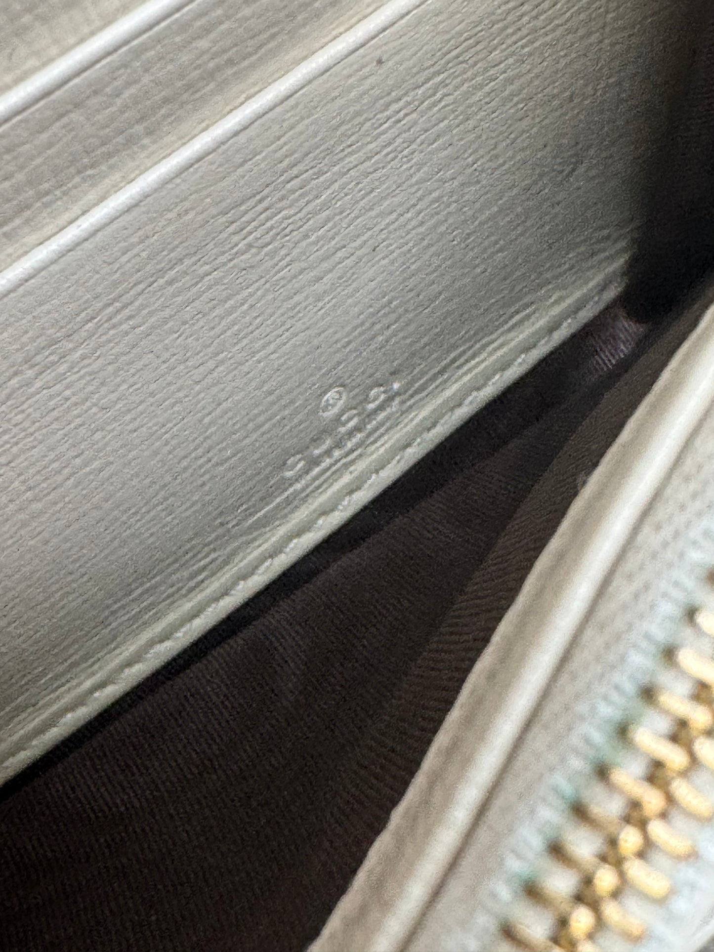 Pre-Owned Gucci
Horsebit 1955 Chain Wallet GG Coated Canvas
