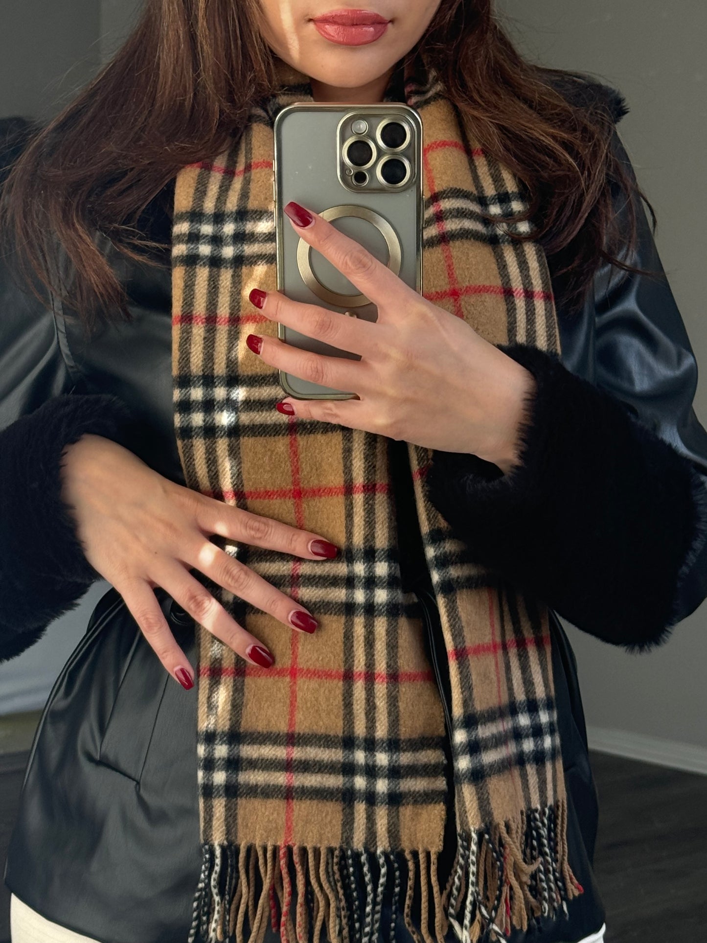 Pre-Owned Burberry Scarf