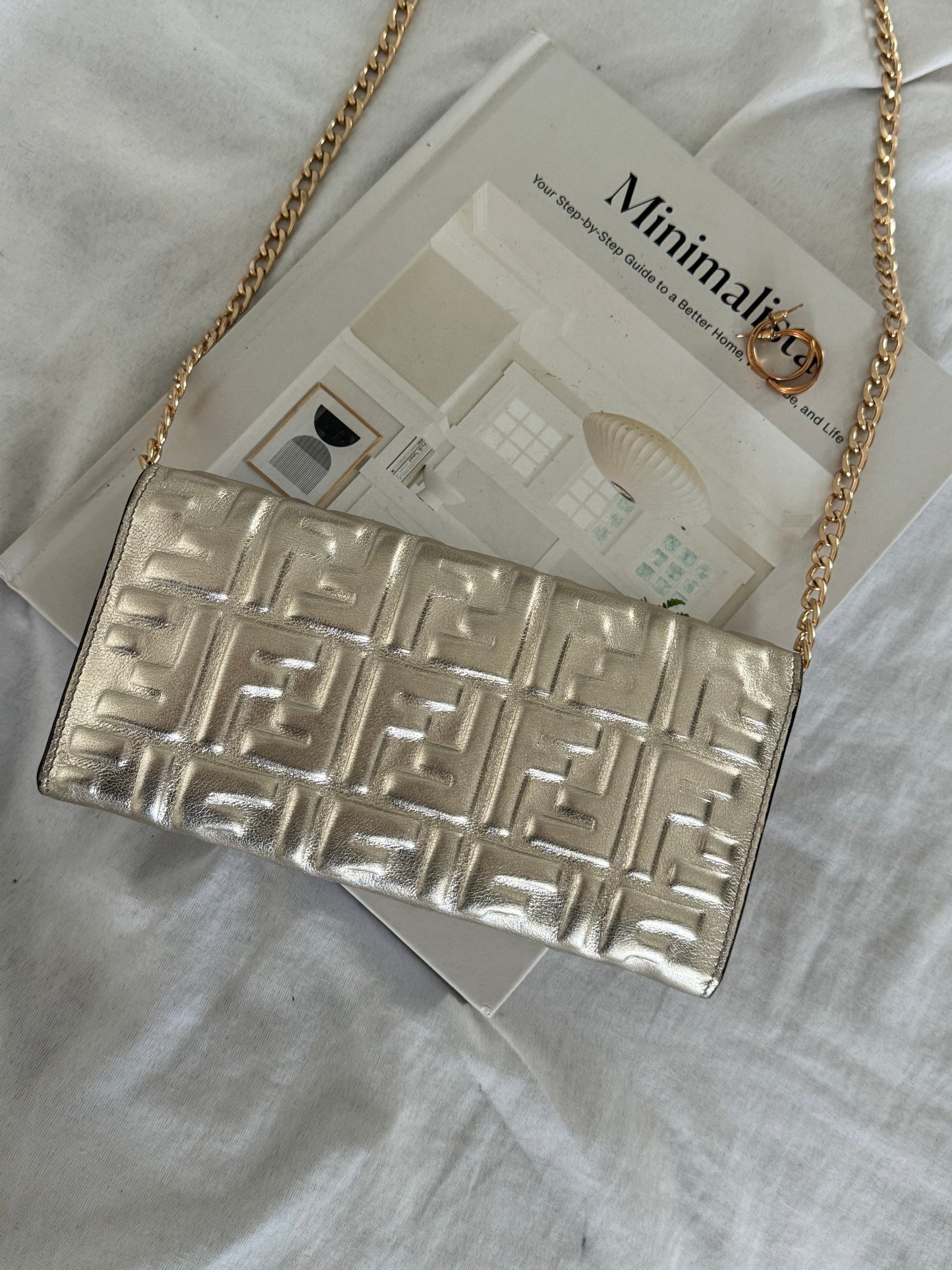 Pre-owned Fendi Vitello Catalan Mirror FF 1974 Embossed Continental Wallet Crossbody Bag