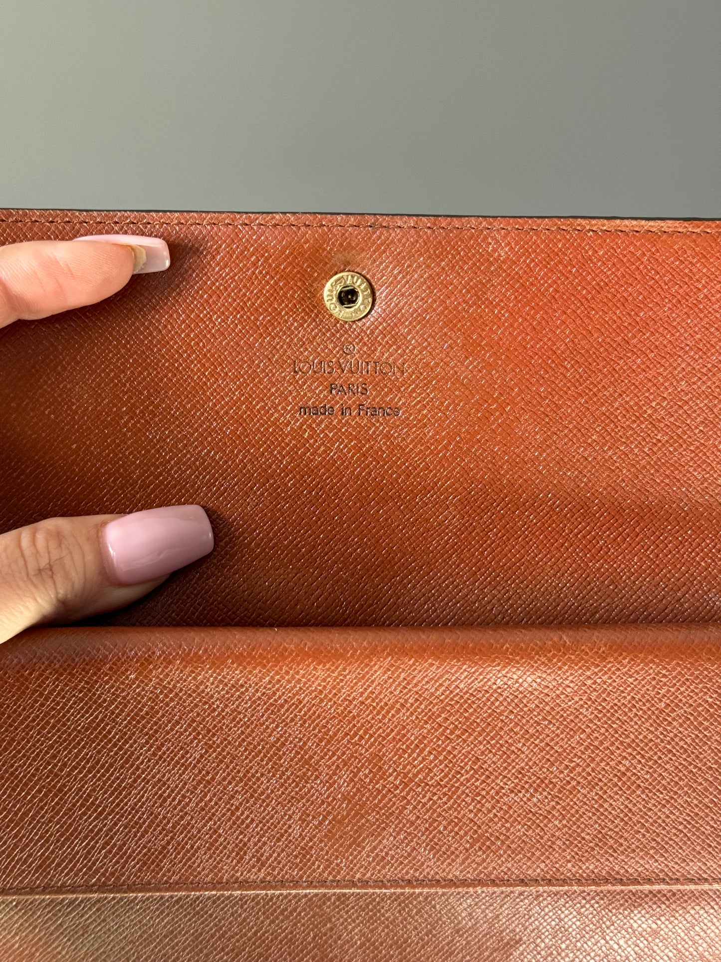 Pre-Owned Louis Vuitton Monogram Bi-Fold Wallet Crossbody Bag