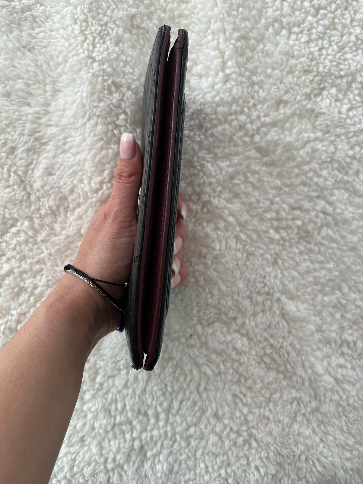 Pre-owned Chanel Lambskin Matelasse Long Wallet Crossbody Bag- black
