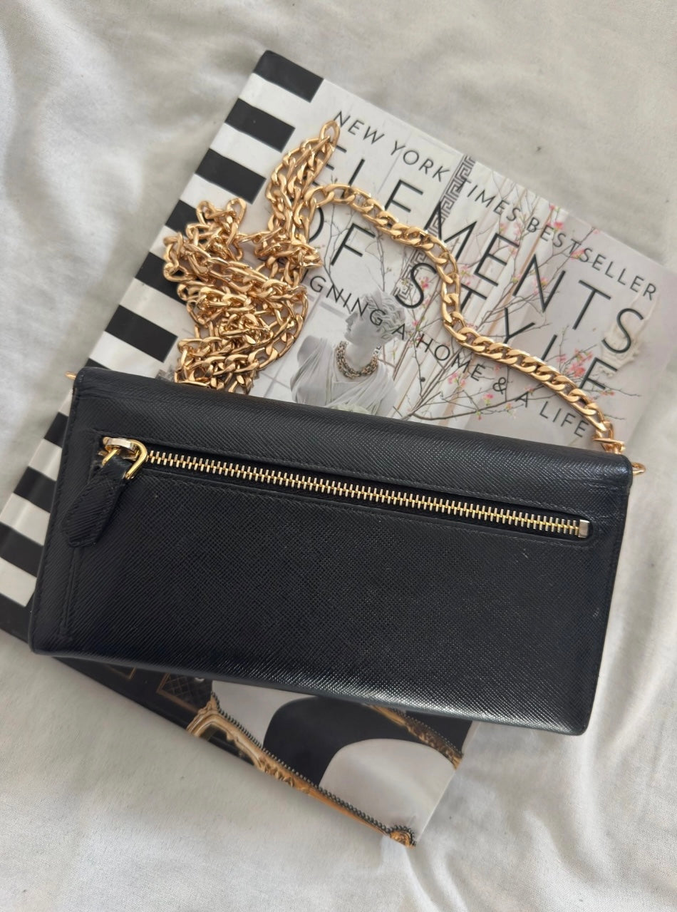 Pre-Owned  PRADA Black Saffiano Leather Wallet with Chain