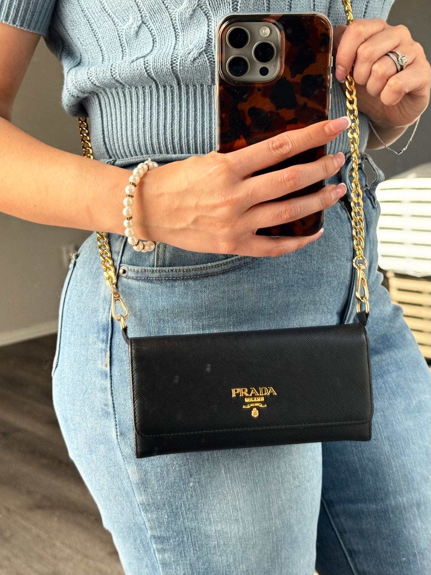 Pre-Owned  PRADA Black Saffiano Leather Wallet with Chain Crossbody Bag