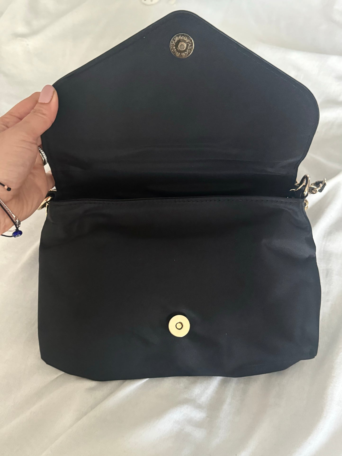 N E W CHANEL PRÉSICION VIP MAKEUP BAG