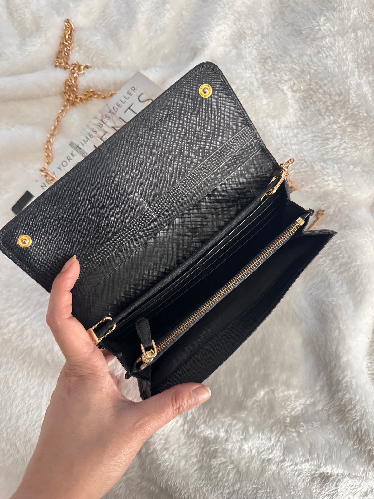 Pre-Owned  Prada Saffiano Leather Wallet On Chain