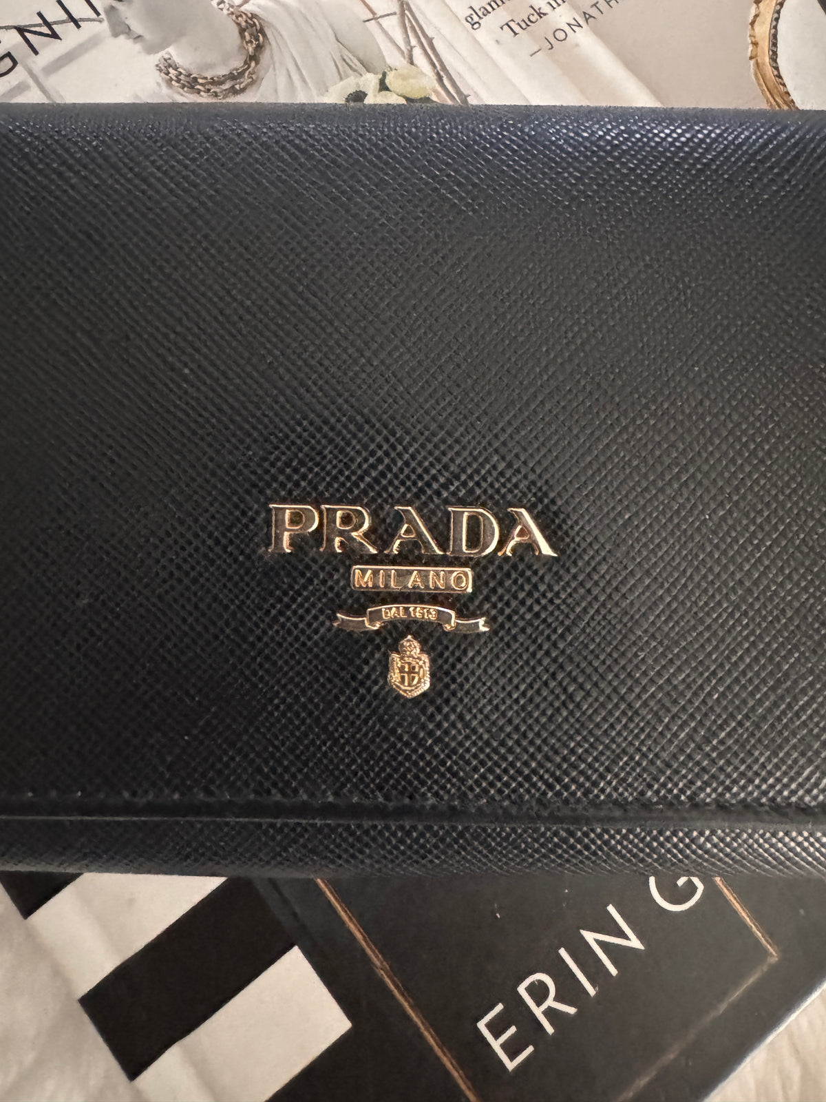 Pre-Owned  Prada Saffiano Leather Wallet On Chain