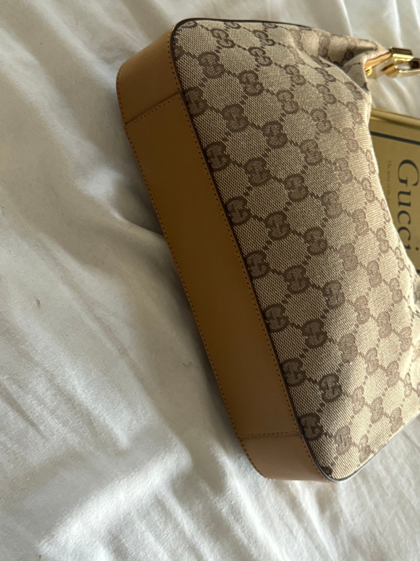 Pre-Owned Gucci Monogram Shoulder Bag