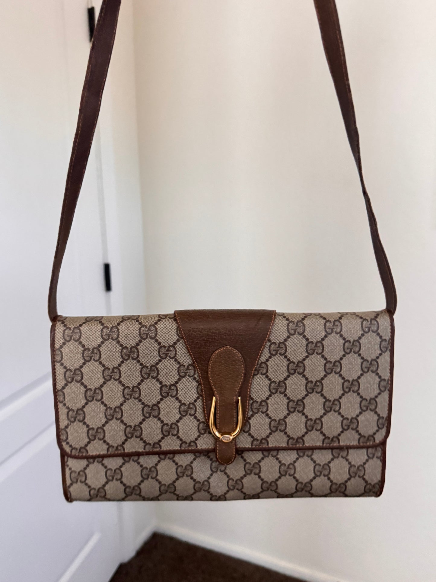 Pre-Owned  GUCCI GG Supreme Shoulder Bag