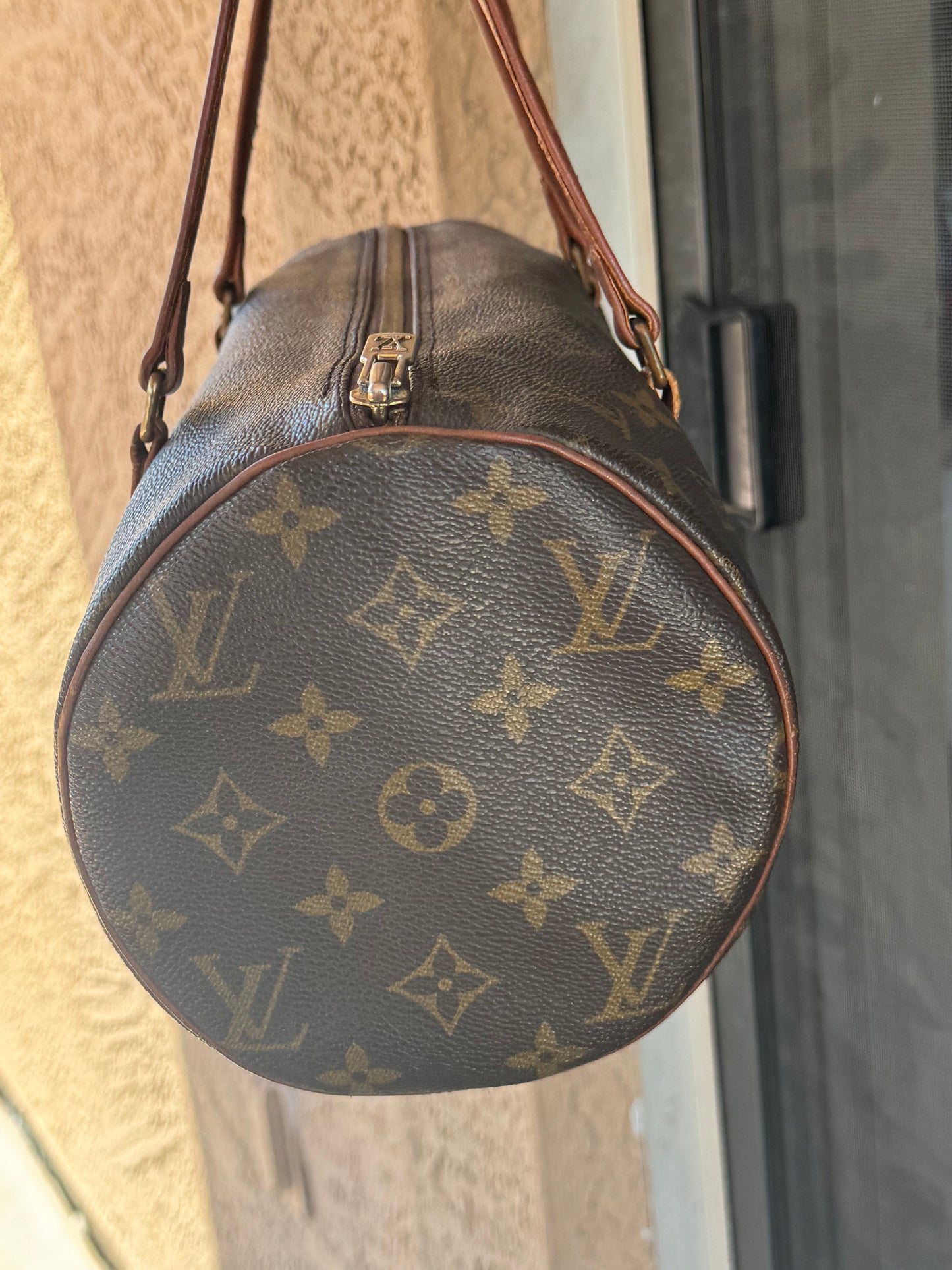 Pre-Owned Louis Vuitton Papillon 30 with Companion