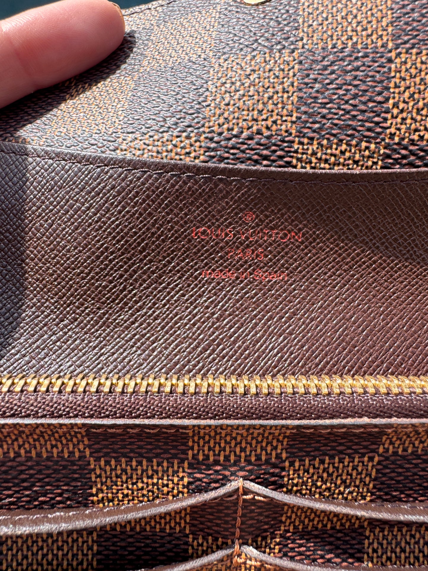 Pre-Owned Louis Vuitton Portefeuille Emilie Damier Wallet Crossbody Bag