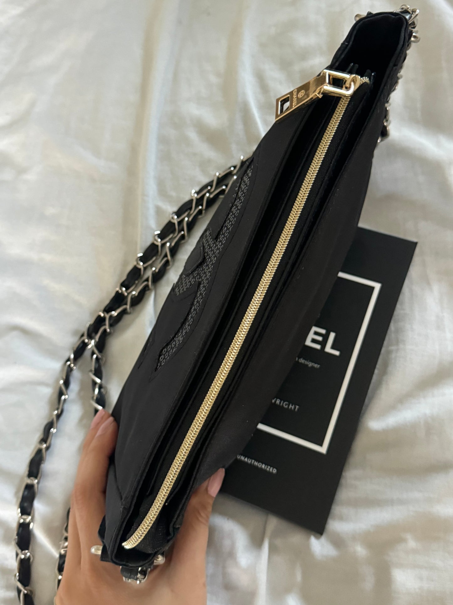 N E W CHANEL VIP Gift BAG