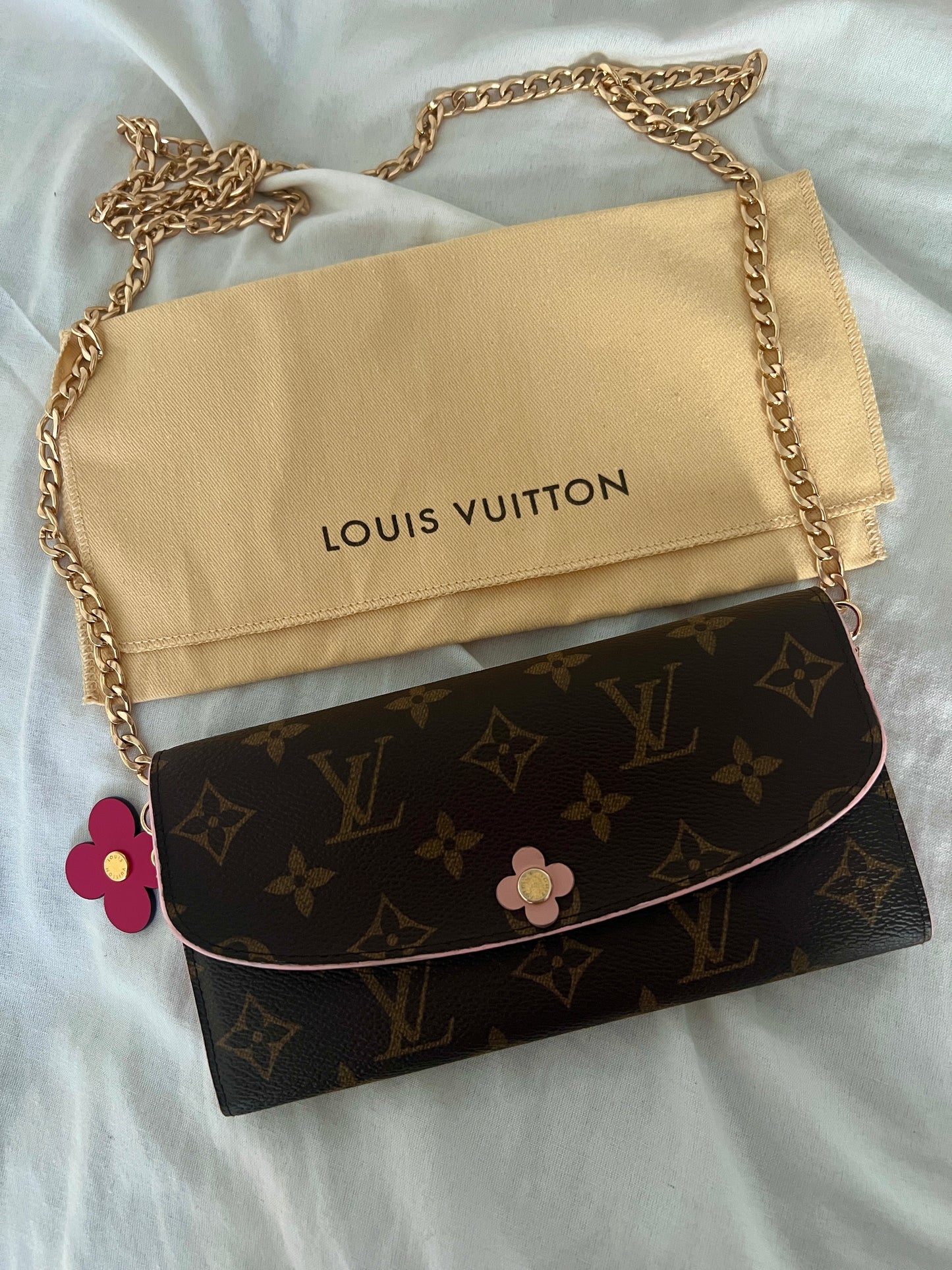 Pre-owned Louis Vuitton Monogram Bloom Flower Emilie Wallet Crossbody Bag