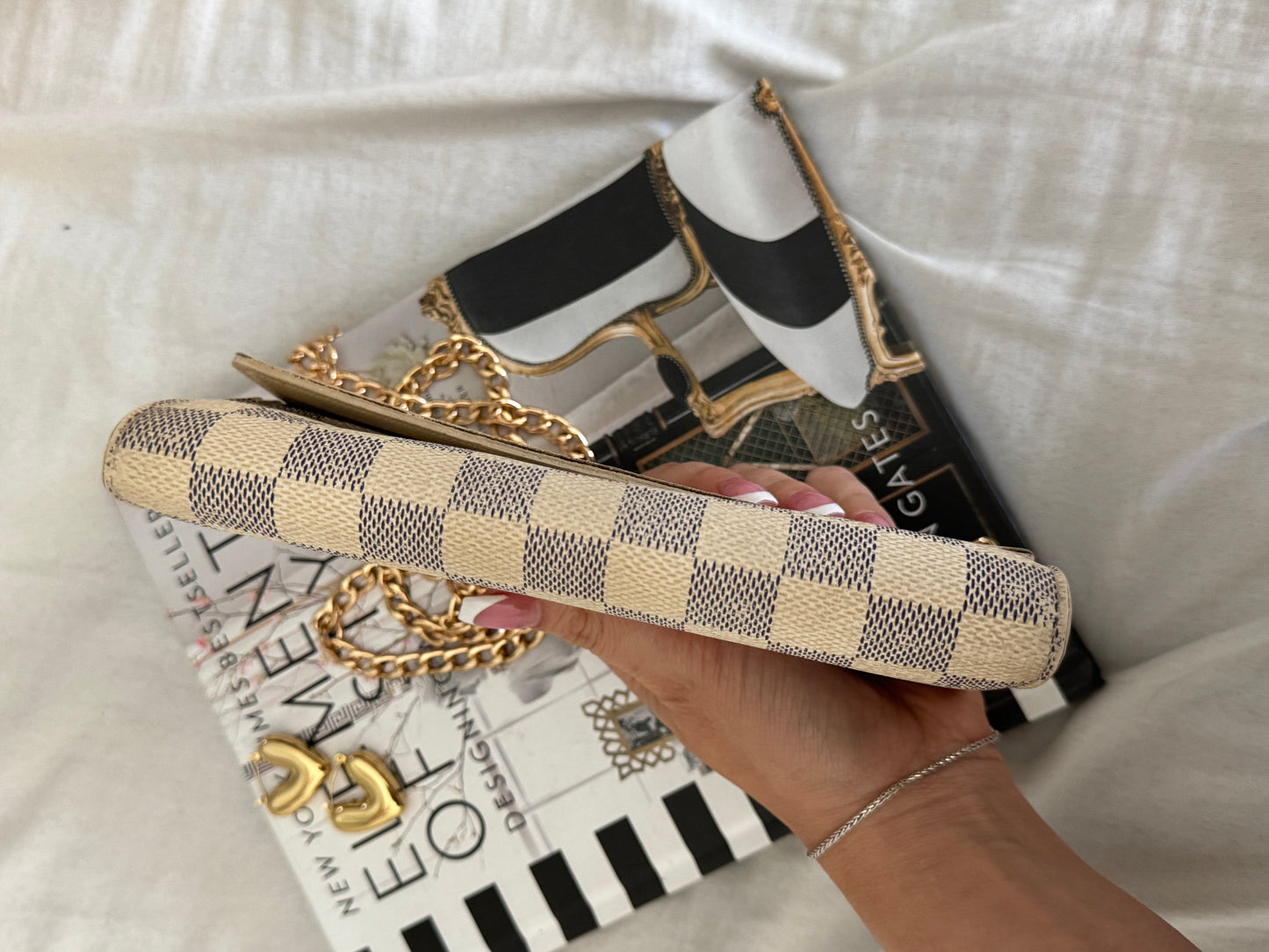 Pre-Owned Louis Vuitton Damier Azur Wallet On Chain Crossbody Bag