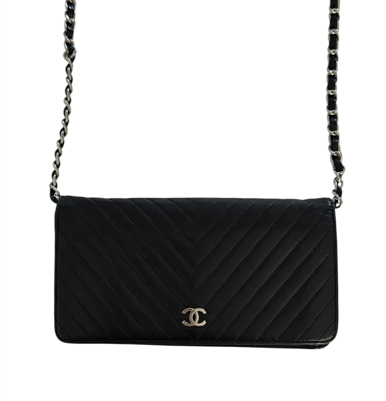 Pre-Owned Chanel Chevron Lambskin Wallet On Chain Crossbody Bag