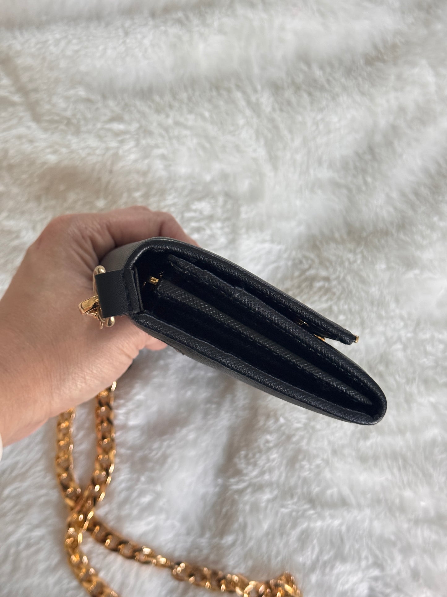 Pre-Owned Prada Saffiano Line Gold Logo Wallet On Chain Crossbody Bag-Black