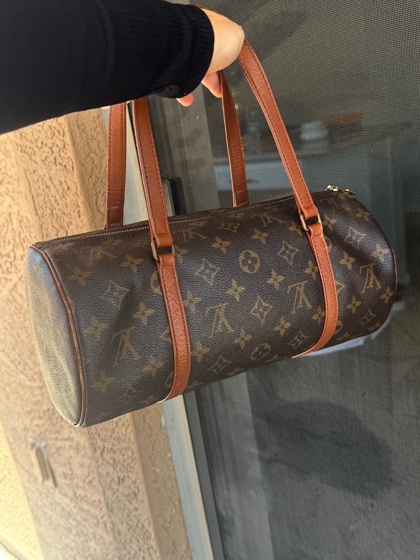 Pre-Owned Louis Vuitton Papillon 30 with Companion