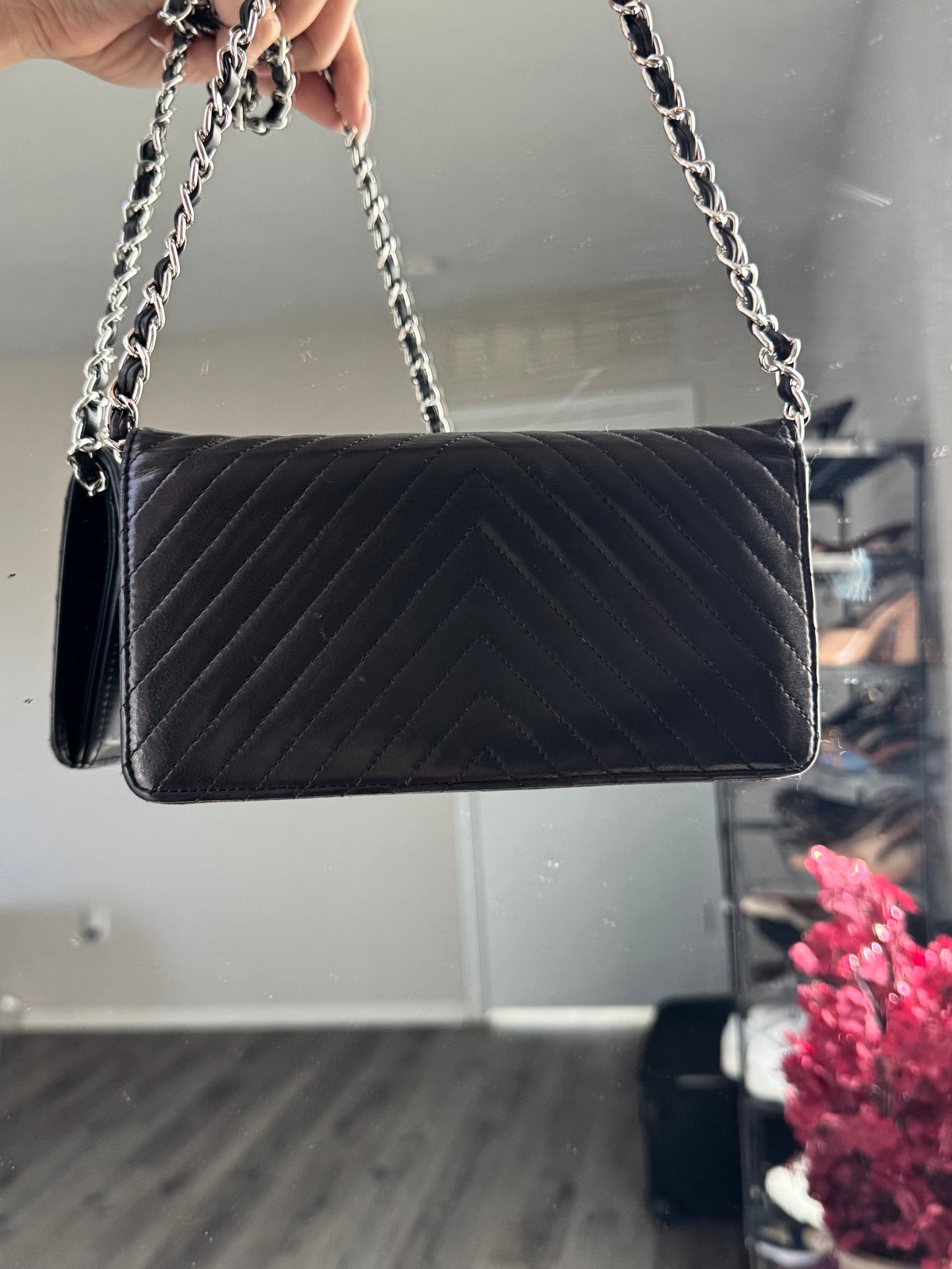 Pre-Owned Chanel Chevron Lambskin Wallet On Chain Crossbody Bag