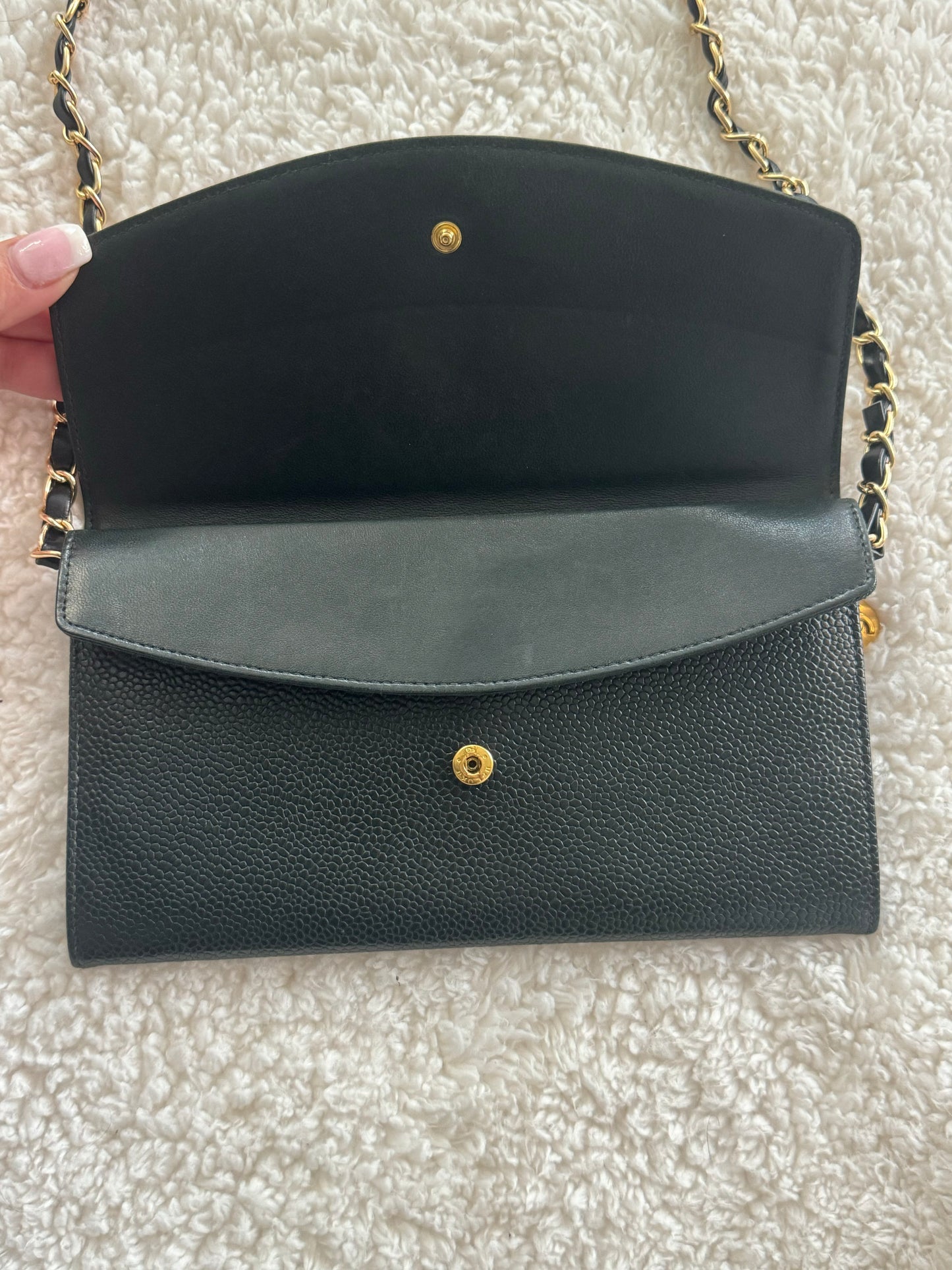 Pre-owned Chanel Caviar Wallet Crossbody Bag