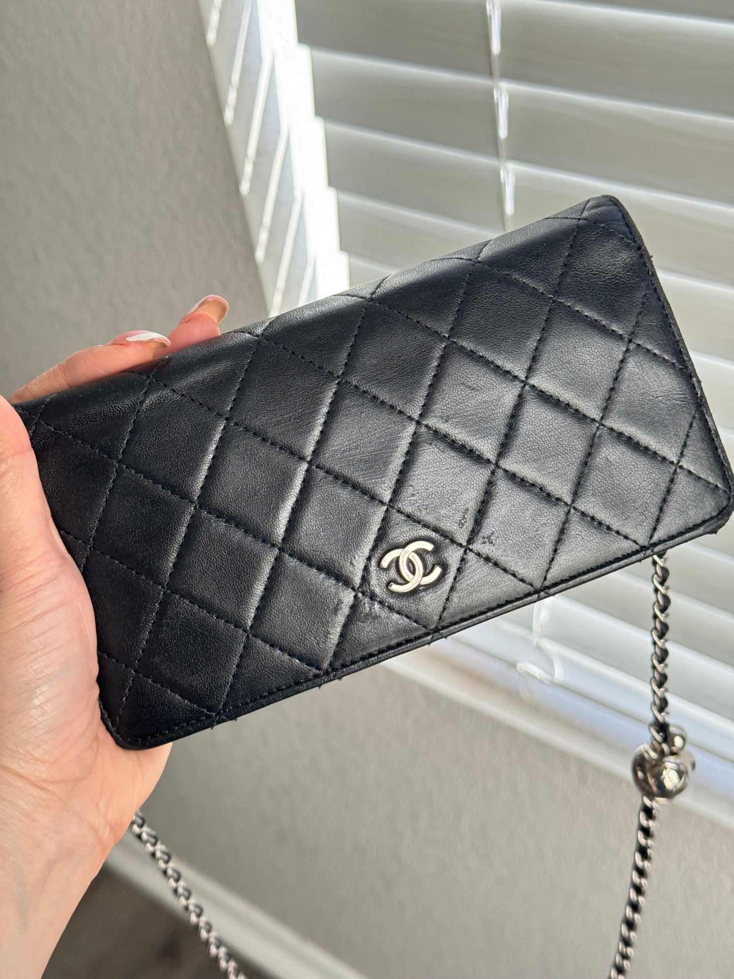 Pre-Owned CHANEL Lambskin Matelasse wallet on chain crossbody bag