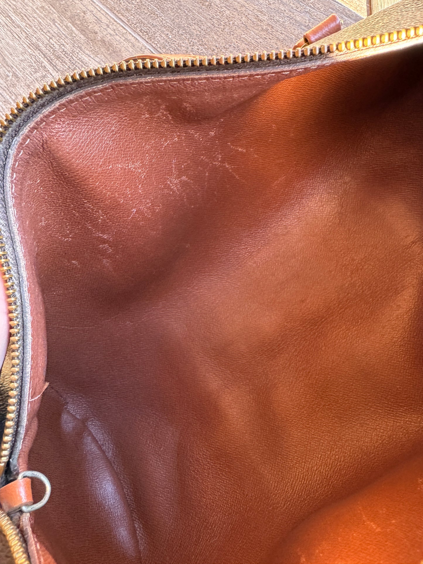 Pre-Owned Authentic Louis Vuitton Papillon 30