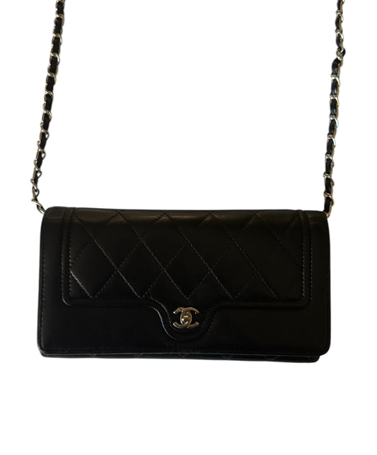 Pre-Owned CHANEL Black Quilted Lambskin Futuristic Wallet Crossbody Bag