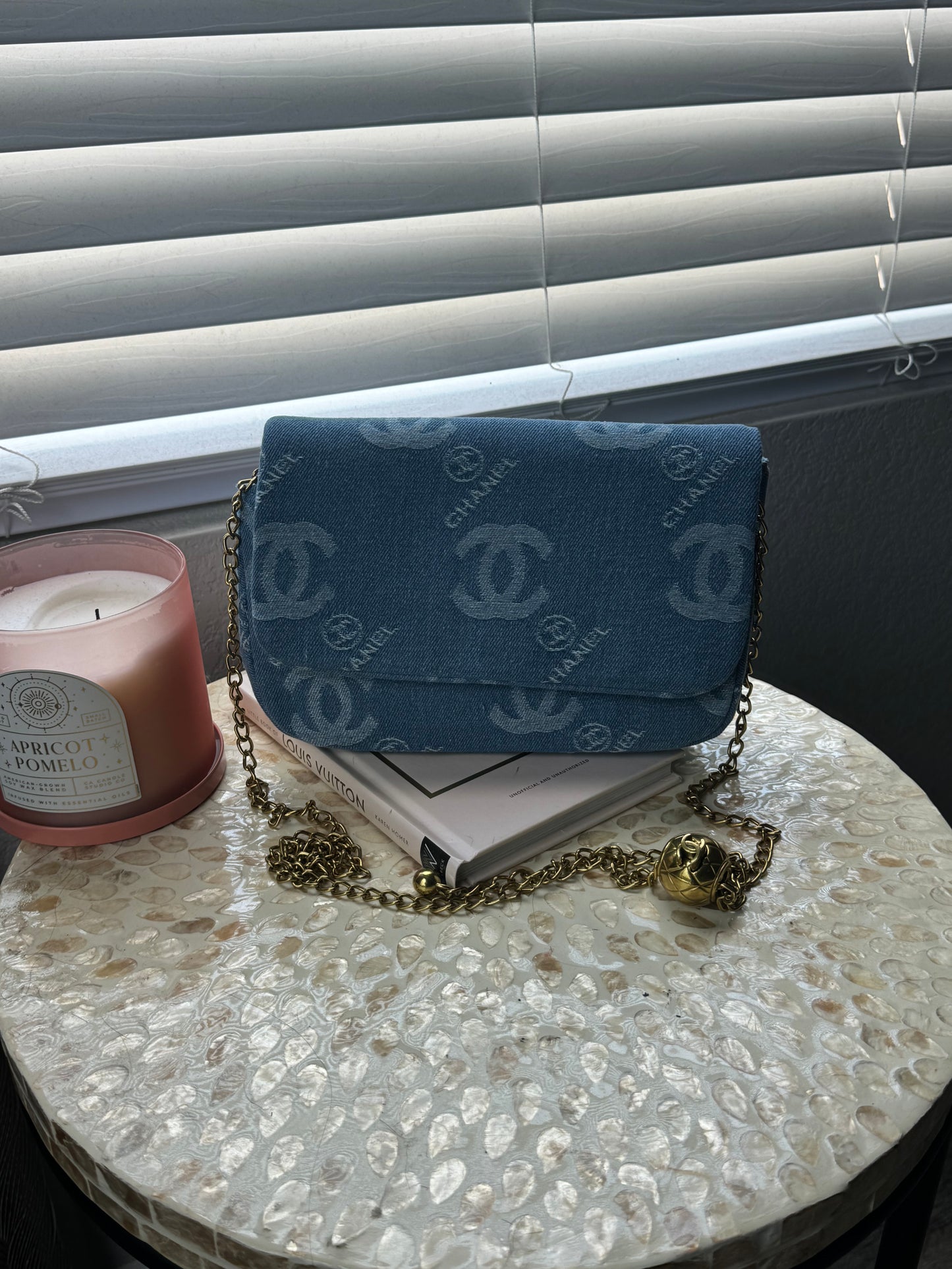 N E W  CHANEL Denim VIP Gift Crossbody Bag