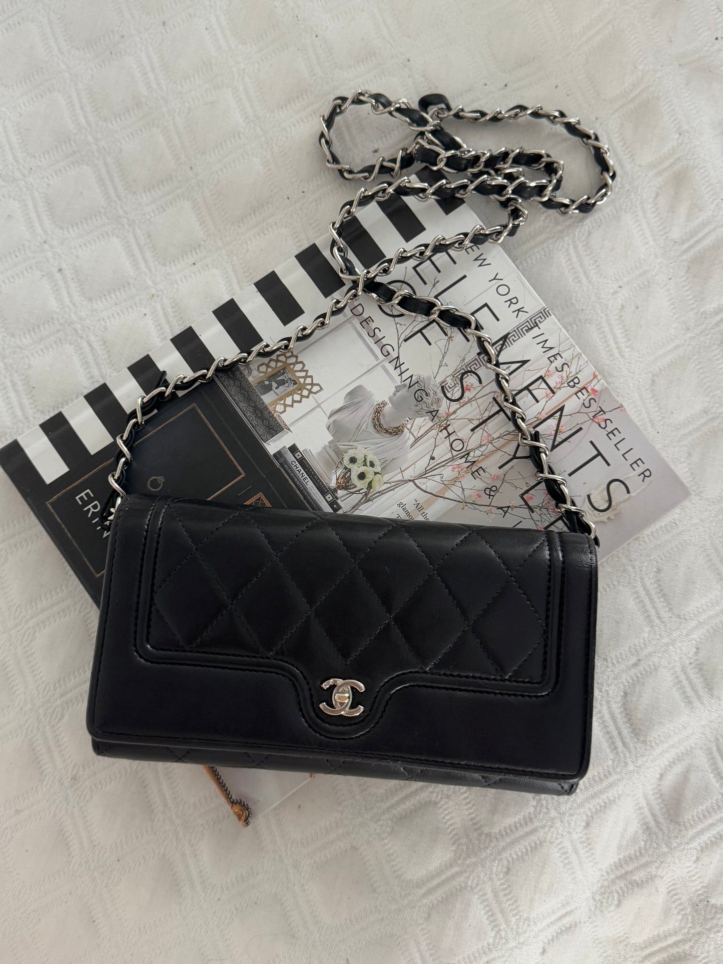 Pre-Owned CHANEL Black Quilted Lambskin Futuristic Wallet Crossbody Bag