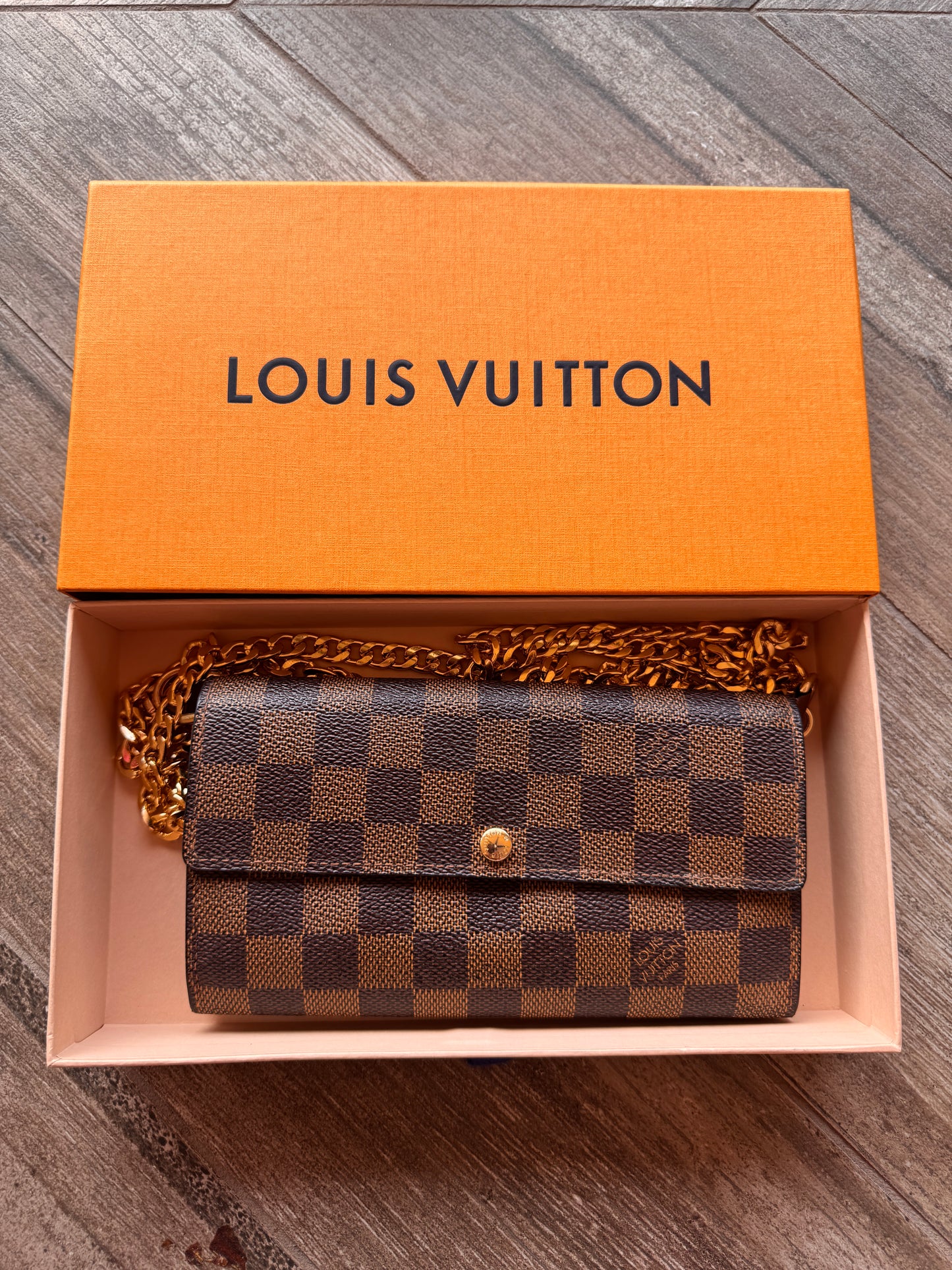 Pre-Owned Louis Vuitton Damier Ebene Wallet On Chain Crossbody Bag