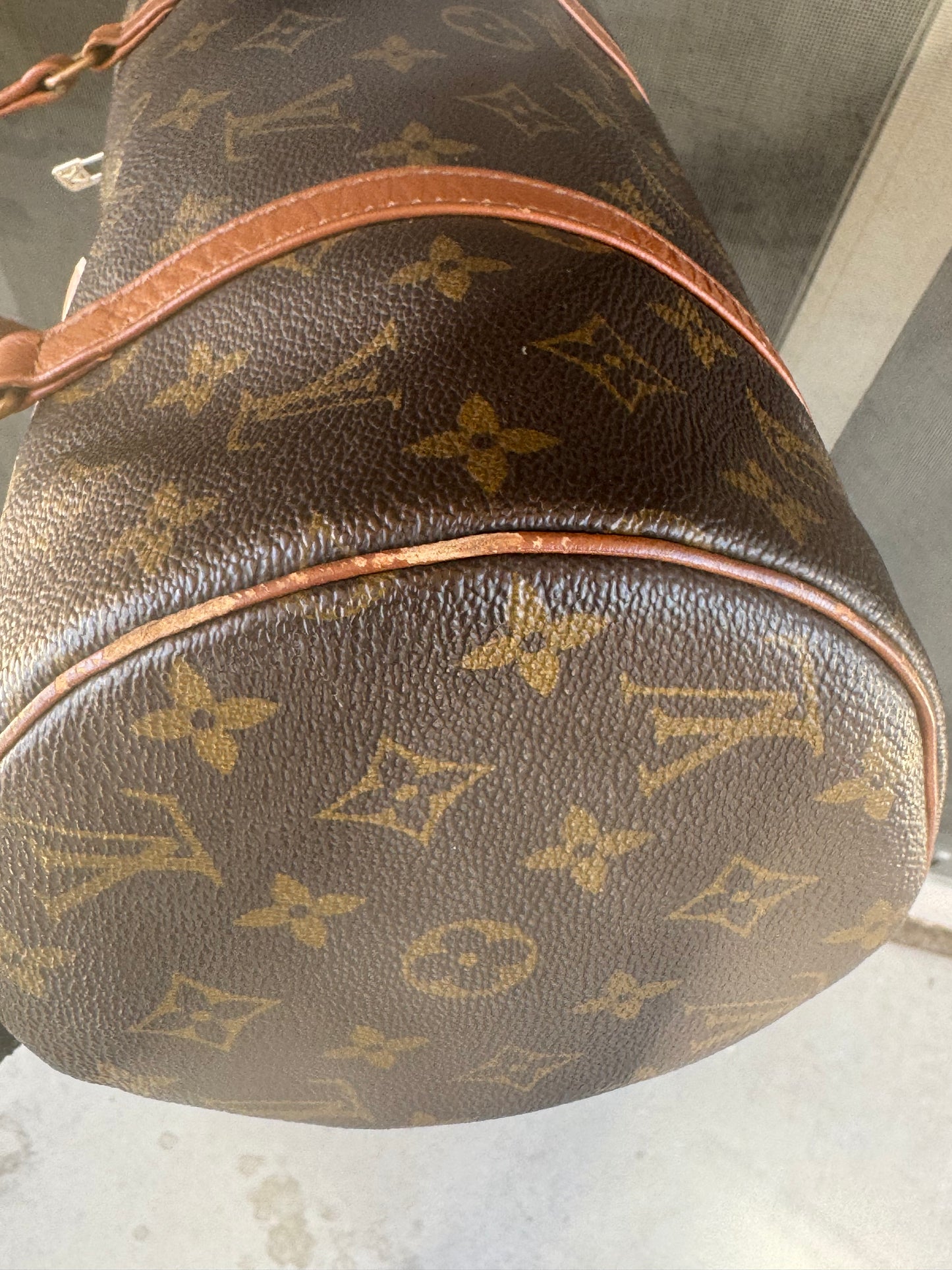 Pre-Owned Louis Vuitton Papillon 30 with Companion