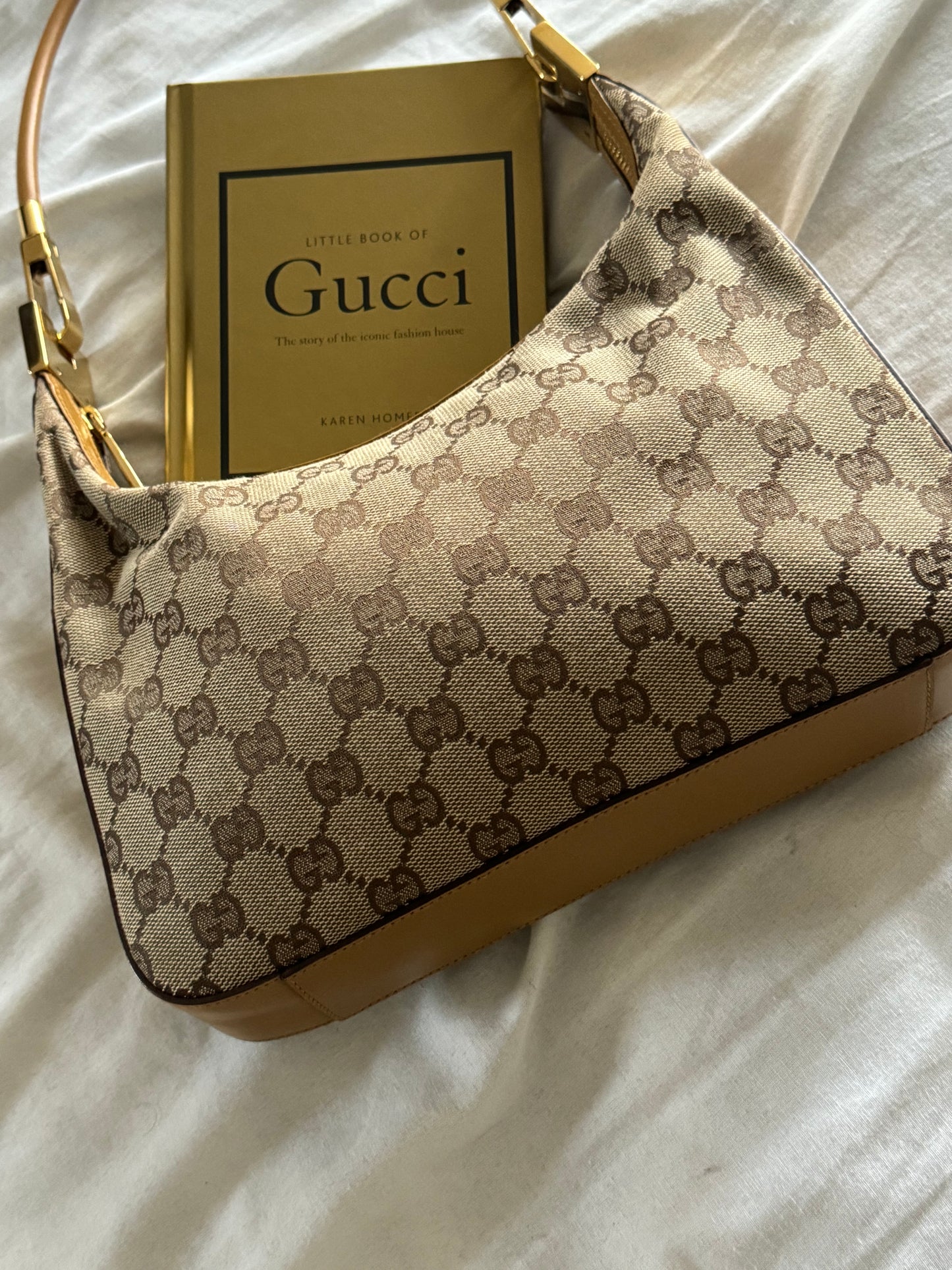 Pre-Owned Gucci Monogram Shoulder Bag