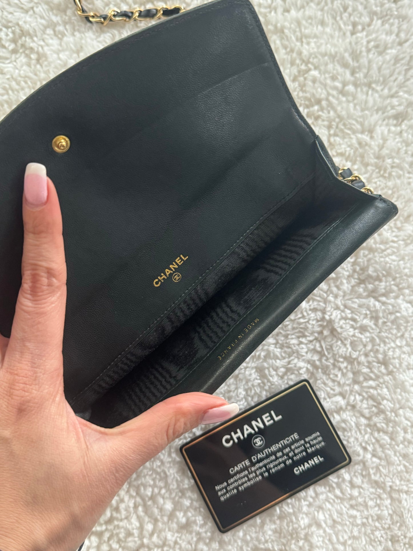 Pre-owned Chanel Caviar Wallet Crossbody Bag