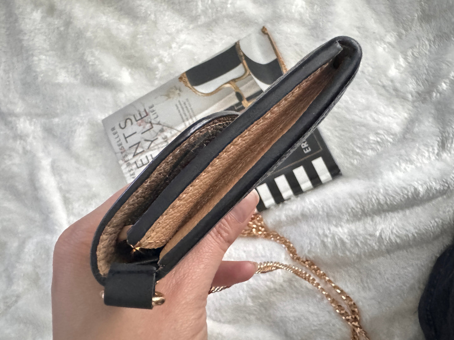 Pre-Owned Louis Vuitton Empreinte Emilie Wallet On Chain - Black Dune