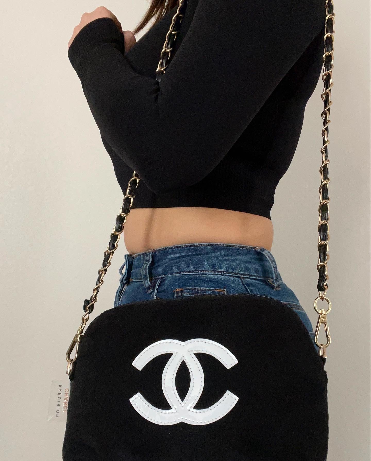 Pre-owned Chanel Terry Cloth Black Patent Crossbody Bag (CHANEL PRÉCISION)