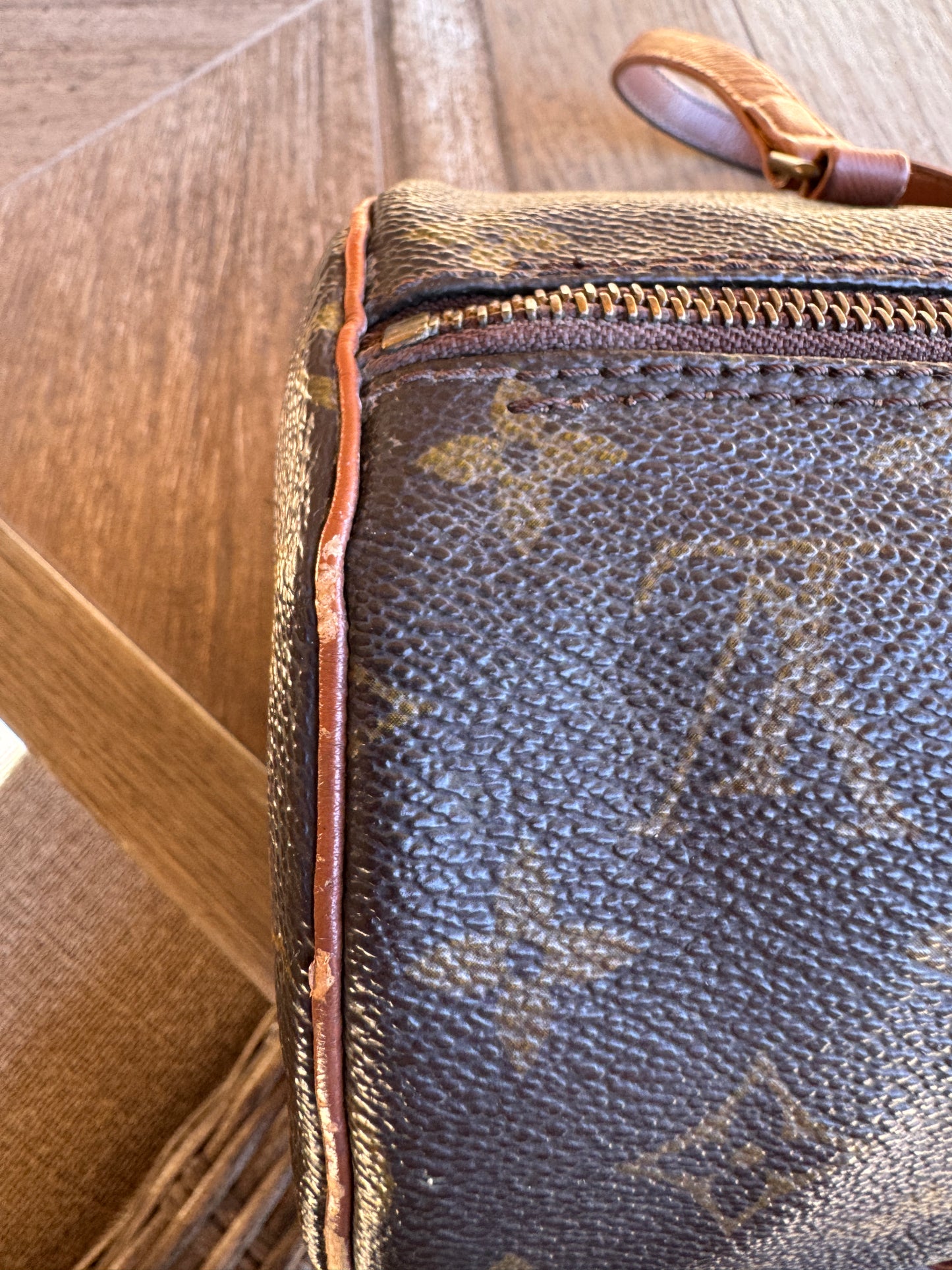 Pre-Owned Authentic Louis Vuitton Papillon 30