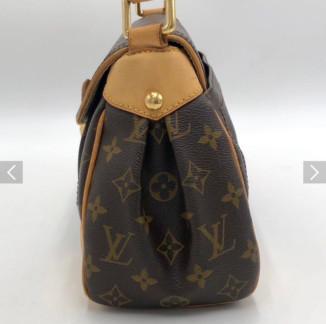 Pre-Owned Louis Vuitton Beverly
MM Shoulder Bag