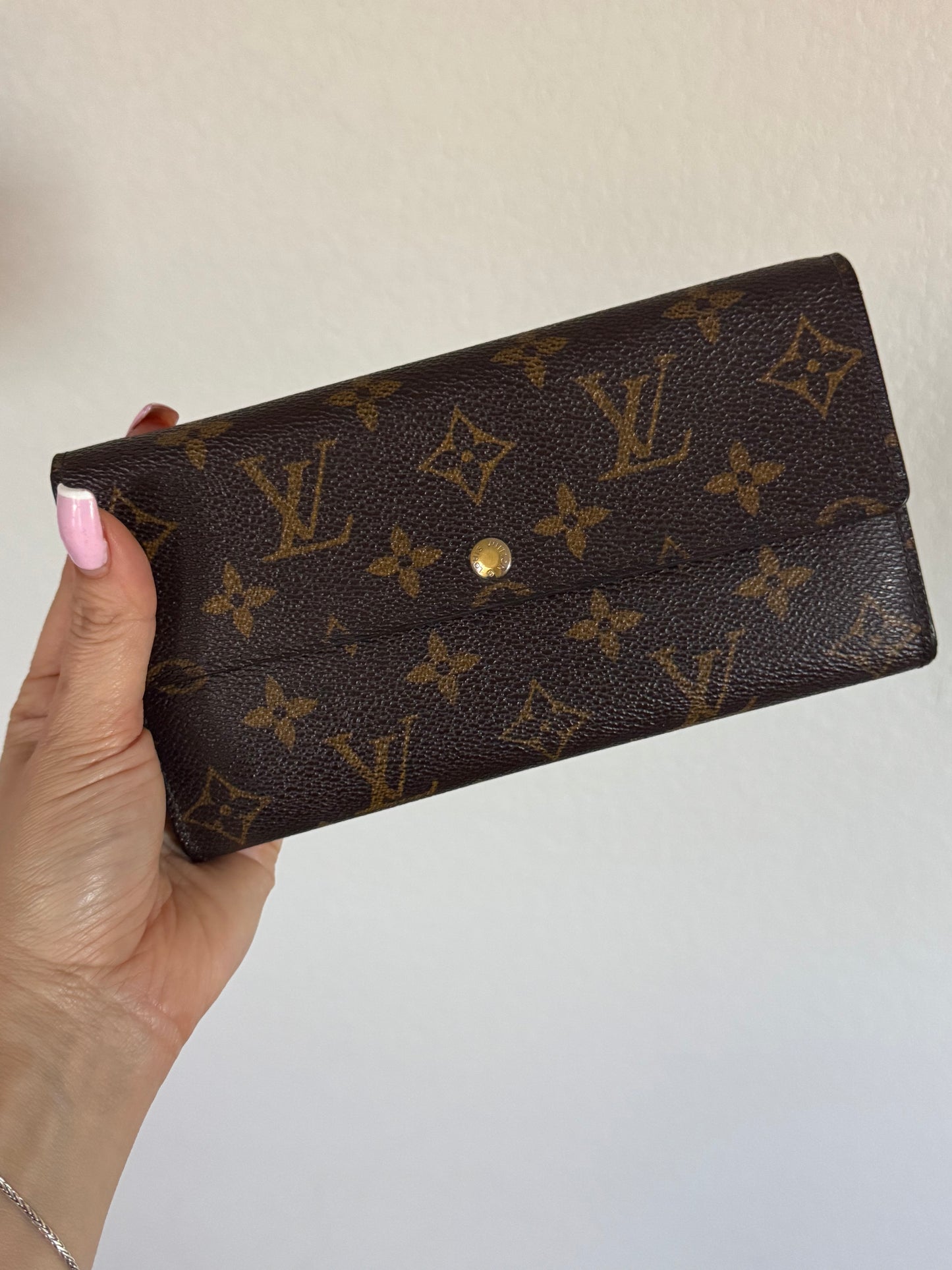 Pre-Owned  Louis Vuitton Monogram Wallet Crossbody Bag