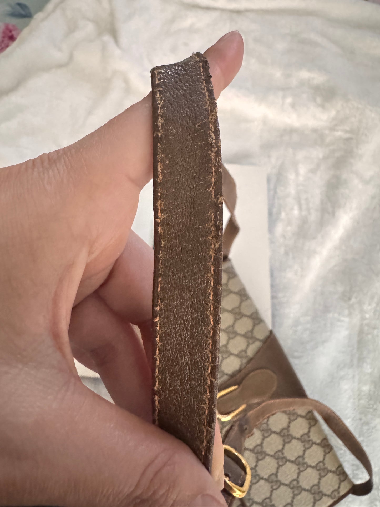 Pre-Owned  GUCCI GG Supreme Shoulder Bag