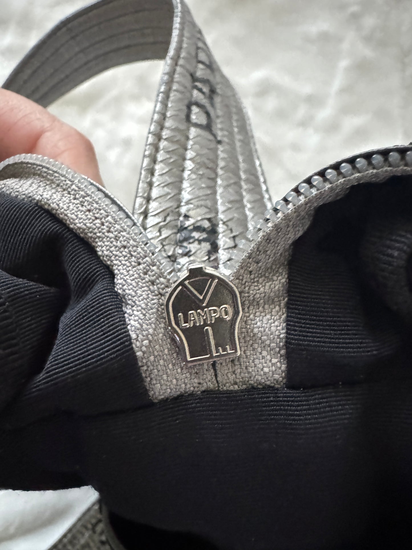 Pre-Owned Chanel Unlimited Messenger Bag
