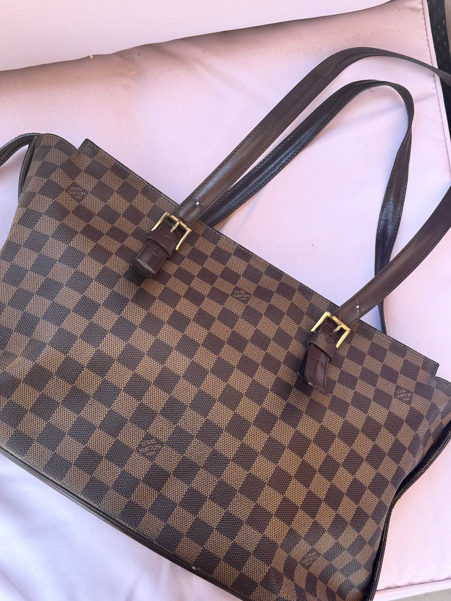 Pre-Owned Louis Vuitton Damier Ebene Chelsea Tote Bag