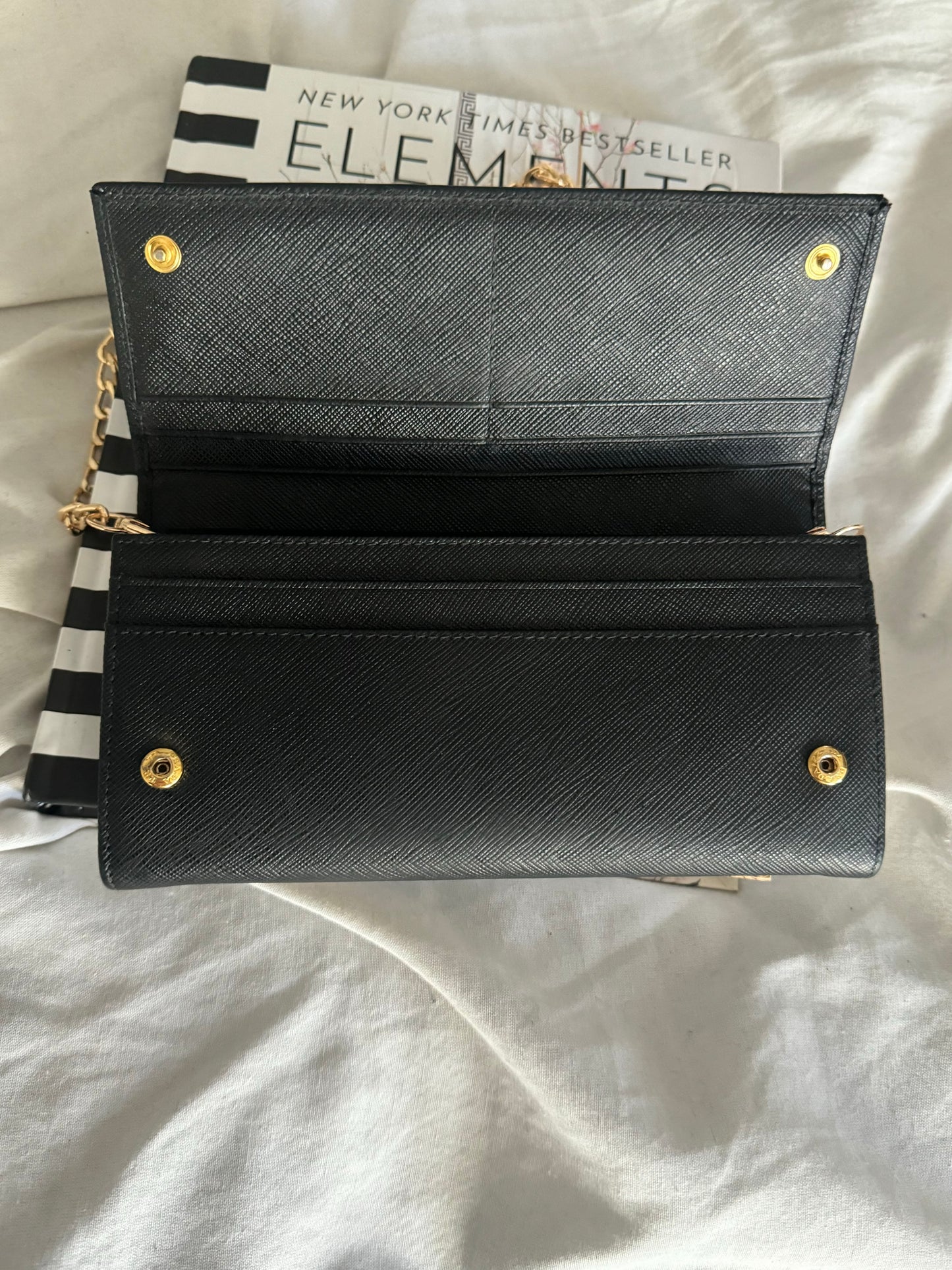 Pre-Owned Prada Saffiano Wallet On Chain Crossbody Bag