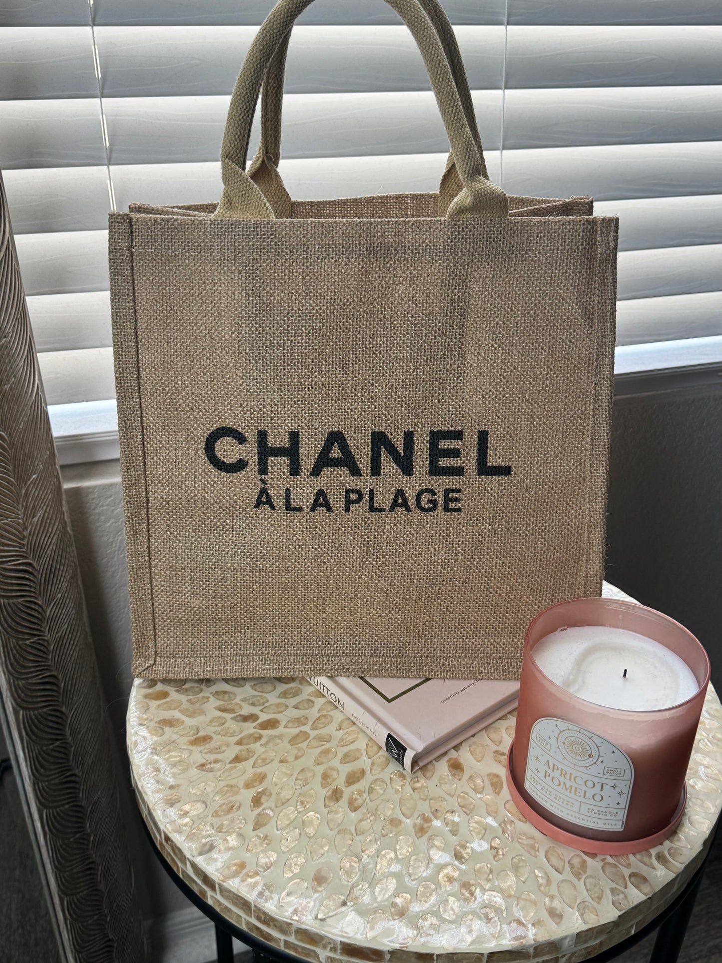 N E W CHANEL “À la plage” VIP Gift Bag