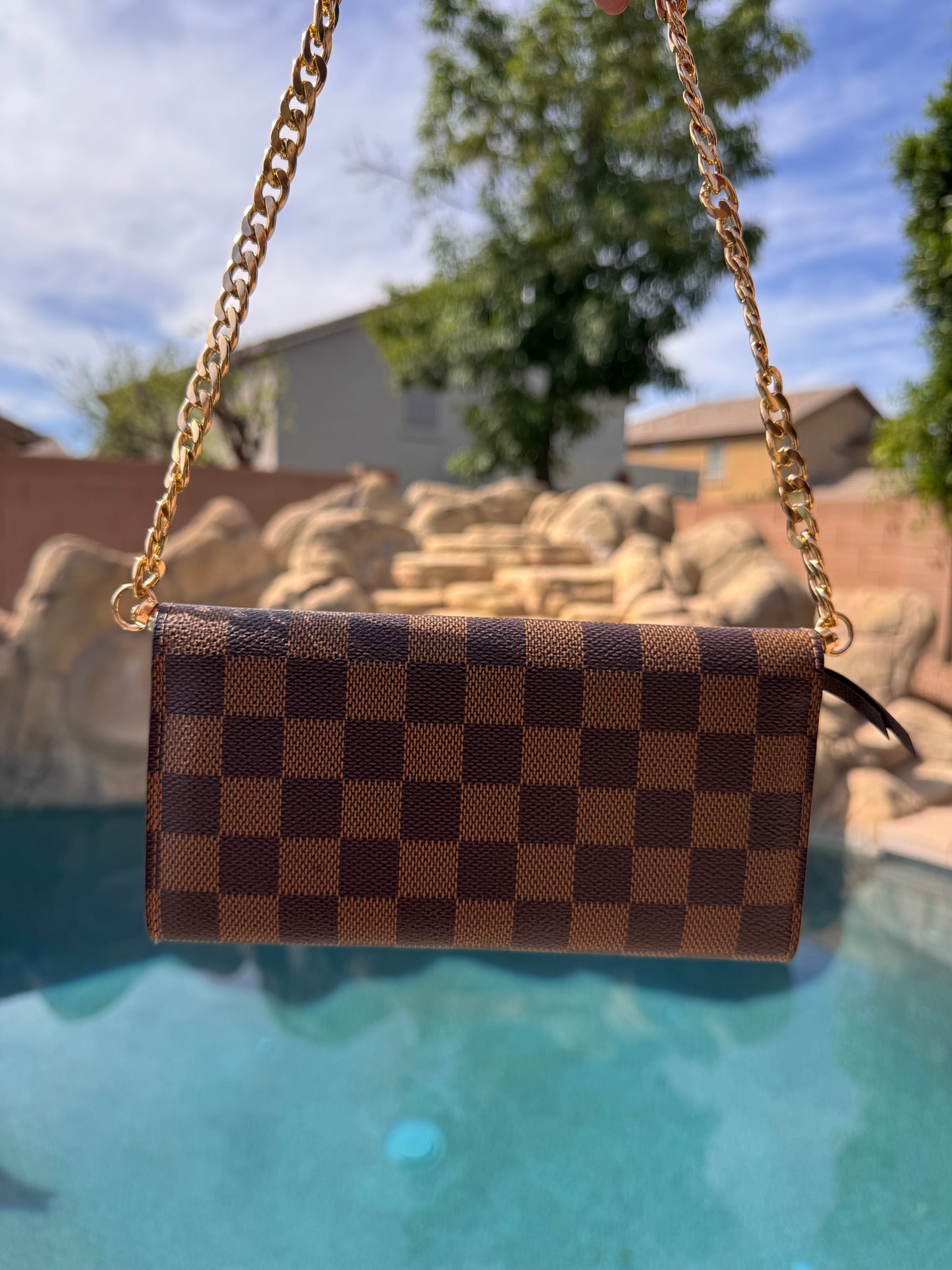 Pre-Owned Louis Vuitton Portefeuille Emilie Damier Wallet Crossbody Bag