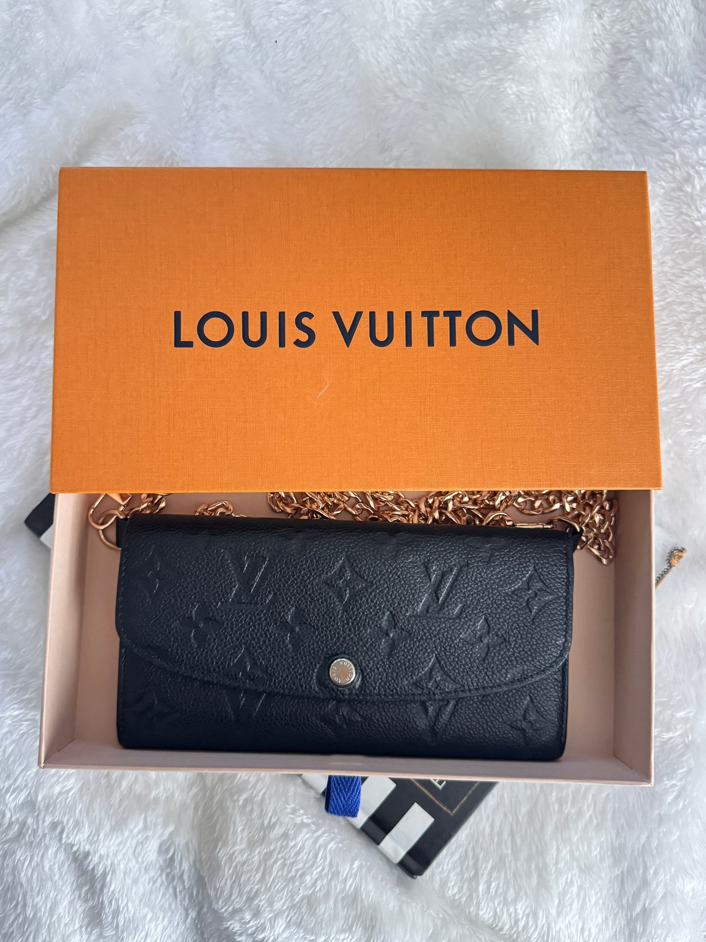 Pre-Owned Louis Vuitton Empreinte Emilie Wallet On Chain - Black Dune