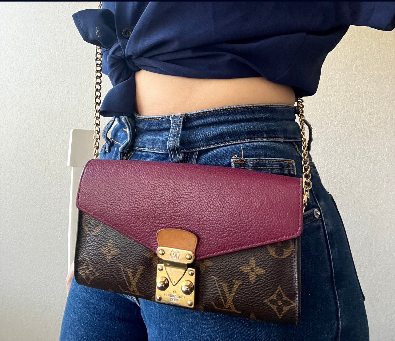 Pre-owned Louis Vuitton Pallas Wallet On Chain Crossbody Bag