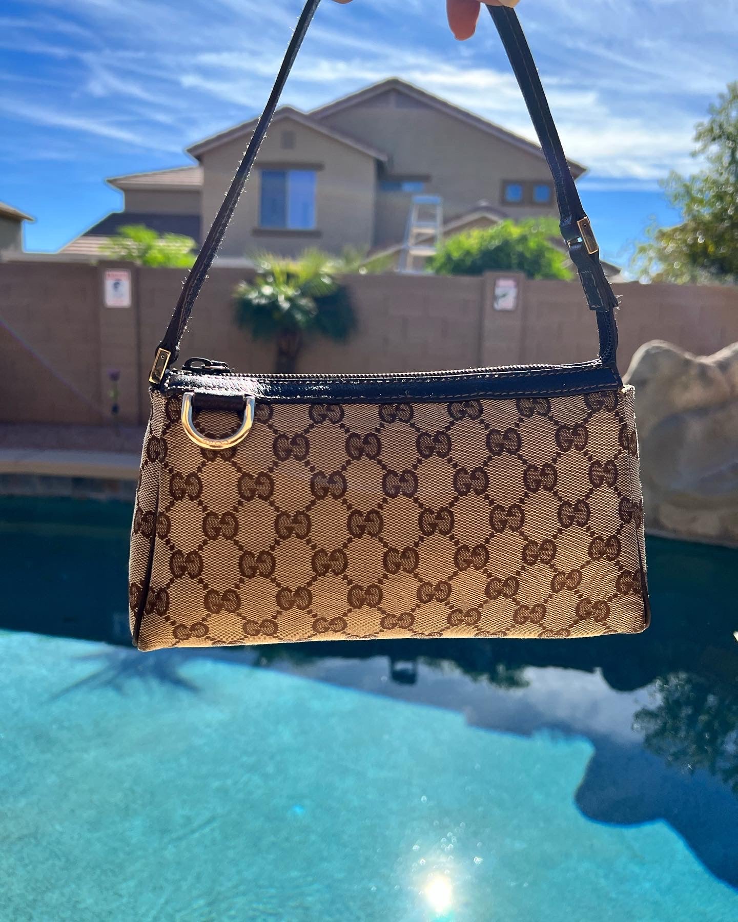 Pre-owned Gucci Monogram Shoulder Bag